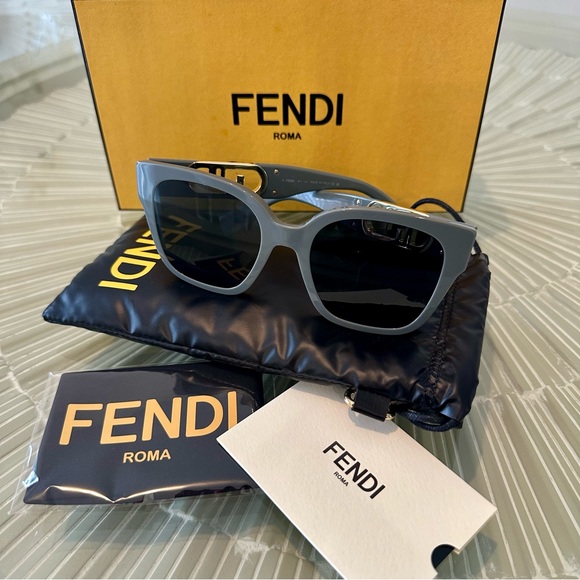 NEW! FENDI Square Greg Sunglasses 54 - Picture 3 of 9